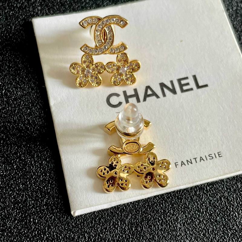 Chanel Earring Gold 133
