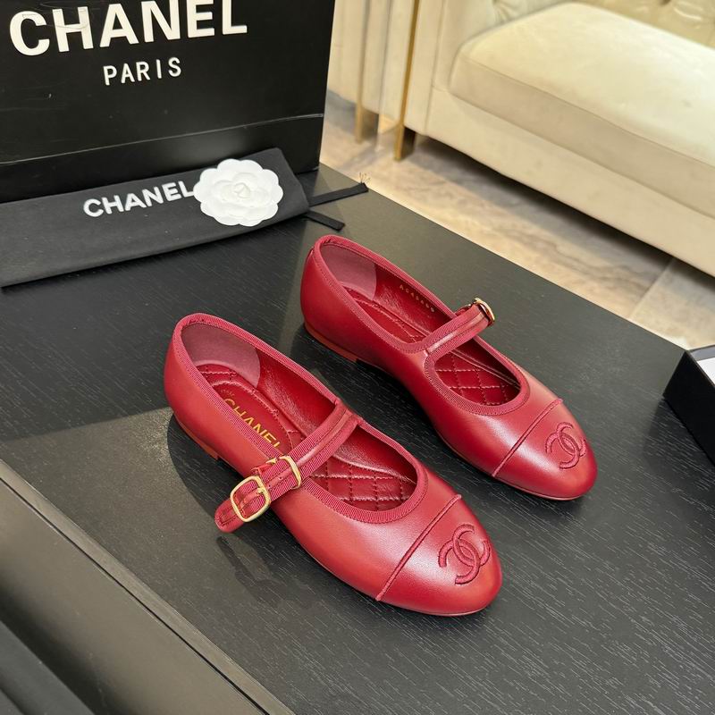 Chanel red lambskin leather Mary Jane ballet flats with CC logo and gold buckle strap