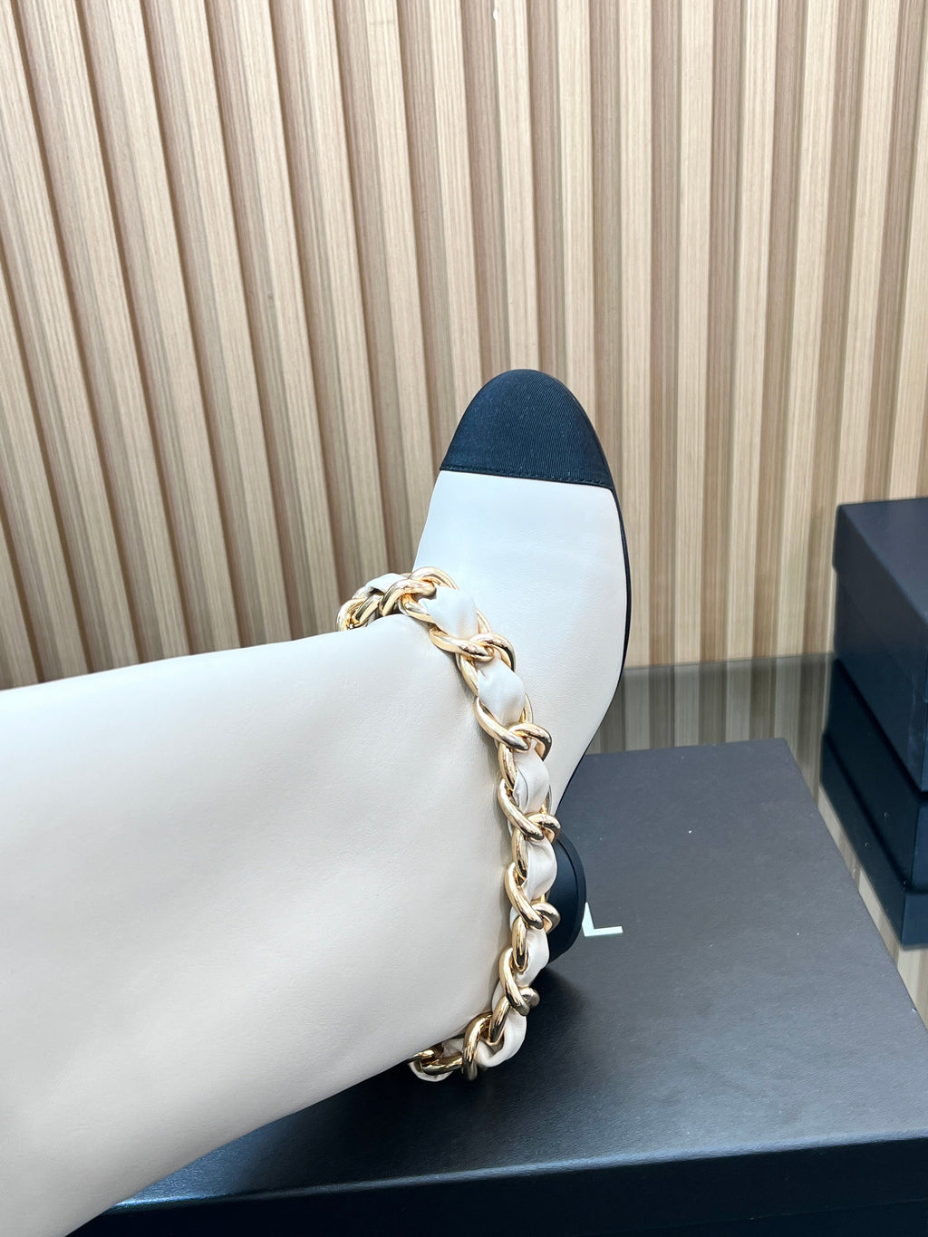 CHANEL 25S HIGH BOOTS 65MM IN WHITE CALFSKIN GOLD HARDWARE