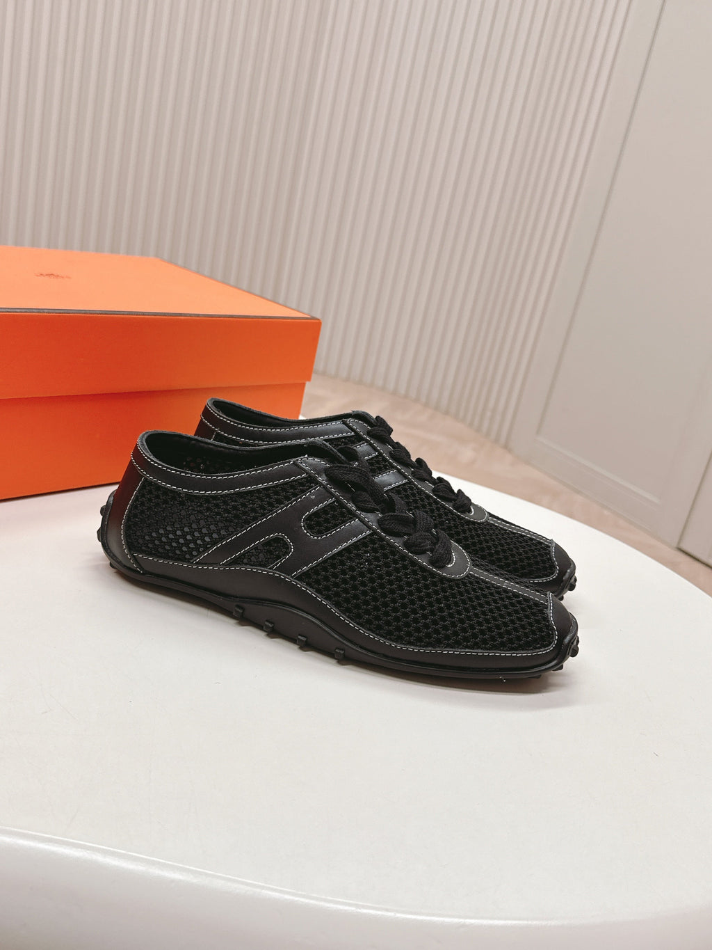 HERMES KIGA SNEAKER IN BLACK CROCHET KNIT AND CALFSKIN